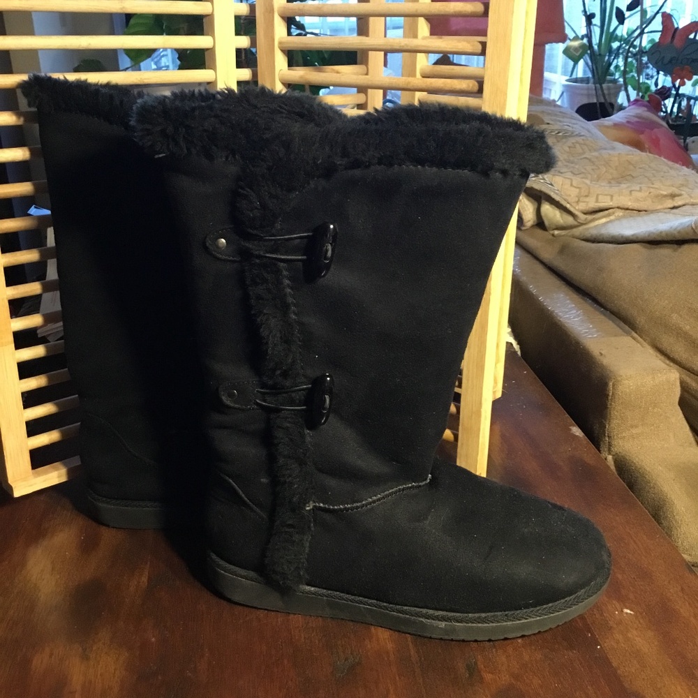 Airwalk Women's Suede Black Boots Faux Fur Lined Size 7